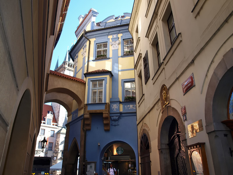 Глазами очевидцев: городская архитектура. Прага